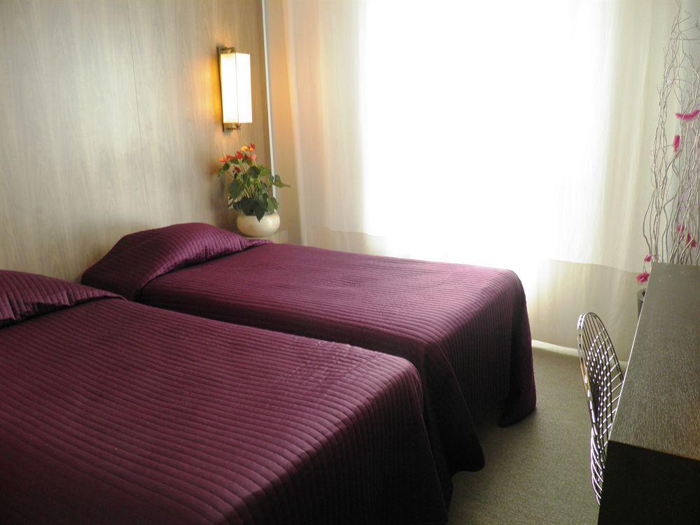 Bliss Hotel Cogolin Exterior foto